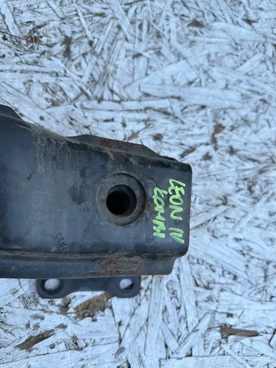 LEON III Kombi Takapuskuri 5F9807305 image 3