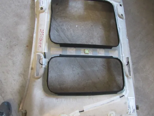 Mercedes-Benz C W205 Katto OEM A2056900350 image 6