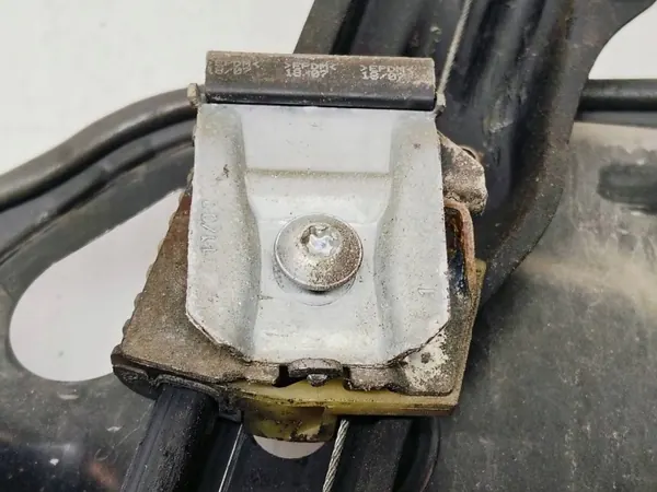OEM 3C1837755L Régulateur de vitre avant gauche image 5