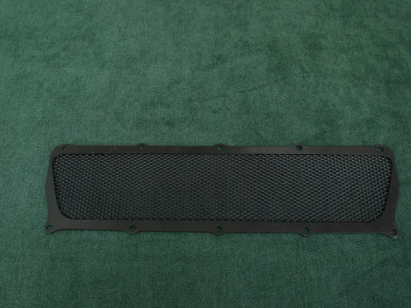 OEM CD33-501T2-AC SSC onderste grilleclip Aston Martin image 2
