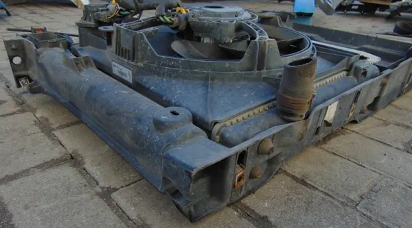 OEM 9687710780 Etujäähdyttimen tuki Peugeot 207:lle image 5