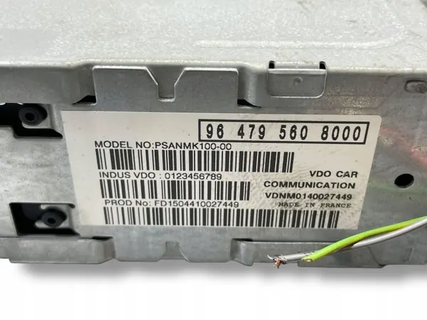 Changer CD d'occasion OEM 964795608000 Peugeot 607 image 10
