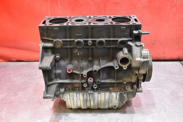 Moottorilohko 4HW Peugeot 807 2.2 HDI 128 hv image 2