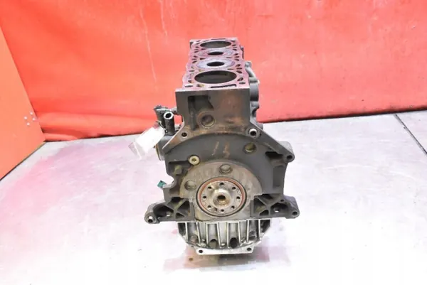 Moottorilohko 4HW Peugeot 807 2.2 HDI 128 hv image 5