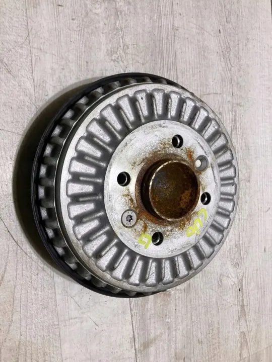 OEM 06721ep440 Tambor de cubo traseiro esquerdo Renault Clio V image 2