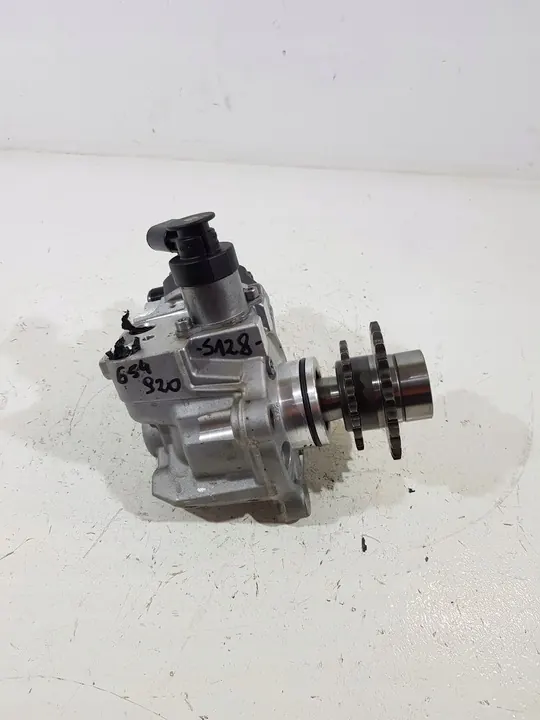 Bomba de combustible A6540704301 Mercedes Sprinter W907 2.0 CDI image 2