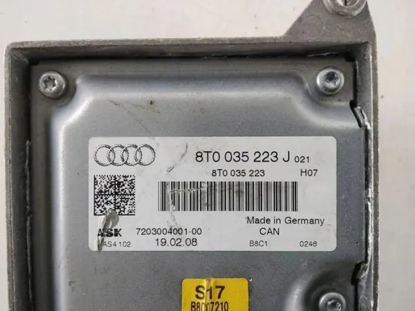 Audi Radioförstärkare OEM 8T0035223J - Begagnad image 3