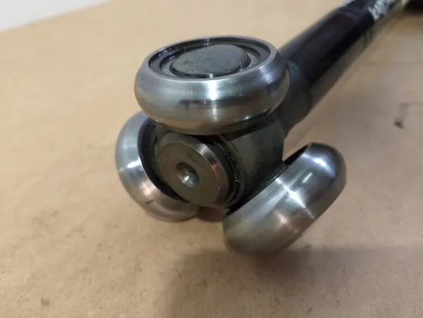 Renault Kadjar 1.5 DCI Främre Höger Halvaxel 391011681R image 4