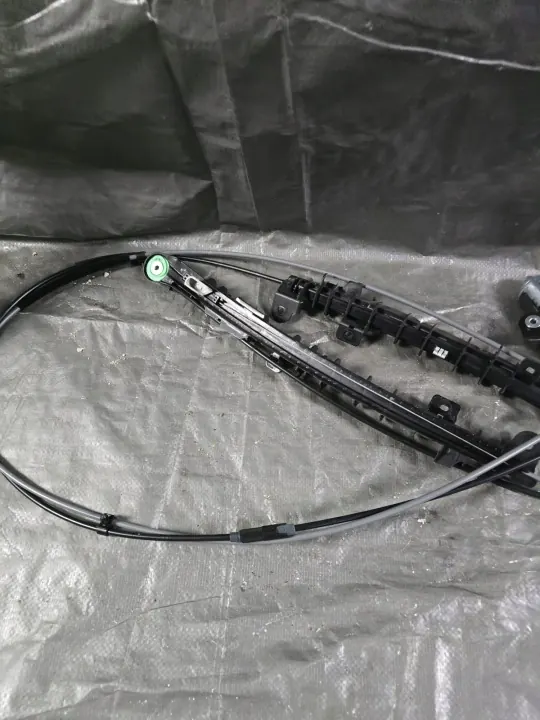 Audi A6 C7 Avant achterklep rollermotor 4G9863560A image 5