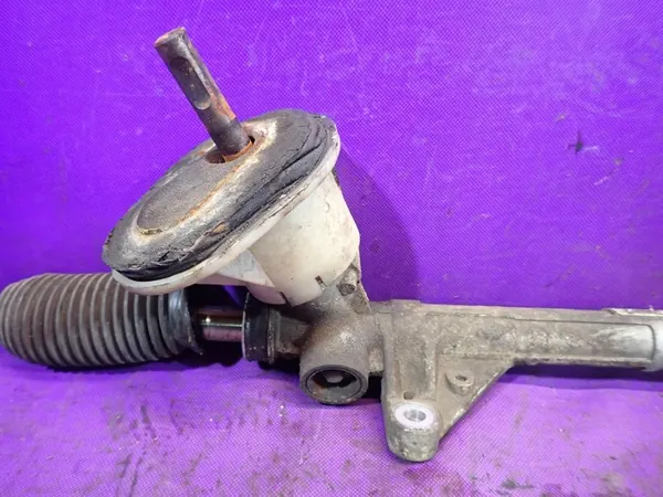 RENAULT CLIO III 1.5 DCI Caixa de Direção 8200124408B image 3