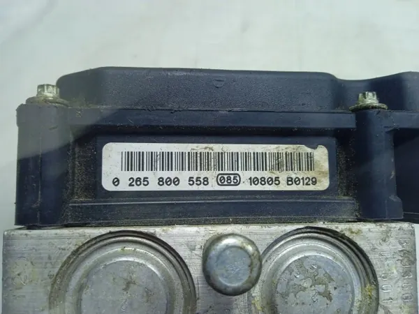 Bomba ABS OEM 0265800558 para Renault Modus 1.5 DCI image 6