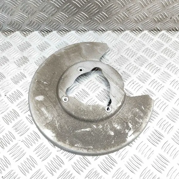 Escudo freio traseiro esquerdo Tesla Model 3 OEM 104466500C image 6
