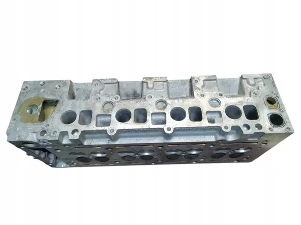 Mercedes-Benz Cylinder Head 2.2 CDI OM611 A6110105320 image 5