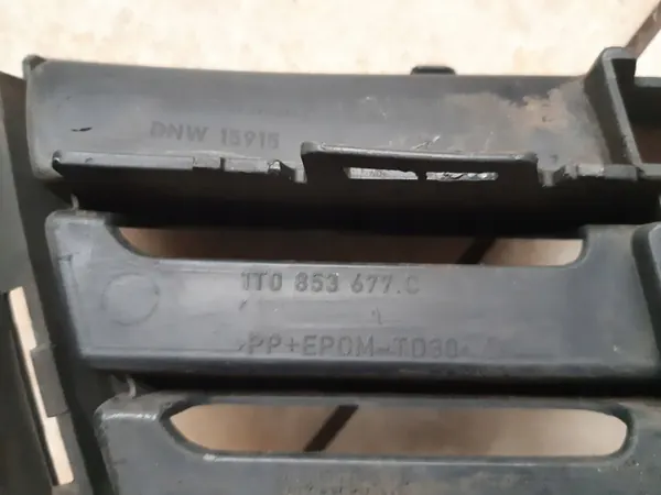 Griglia Paraurti - Centrale - VW Touran II - 2010 - OEM image 6