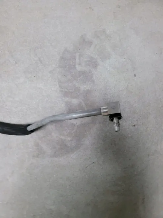 Conducto de aceite OEM 84468654 para Camaro SS 6.2L image 7