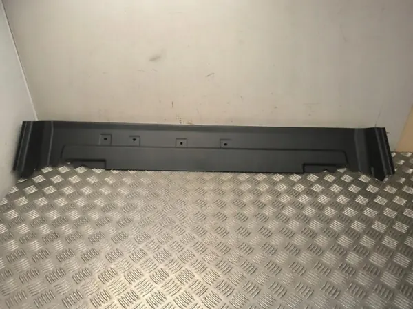 Tapete de maletero Audi Q5 OEM 8MA861529A - Usado image 2
