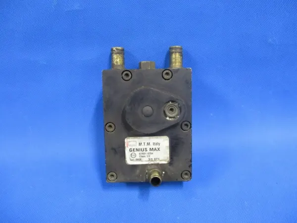 Redutor de gás Infiniti EX35 OEM 67R010254 - Usado image 2