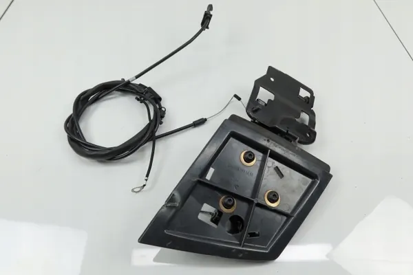 Mercedes CLK W209 Katkoskenpeite Vasen OEM 2097570706 image 8