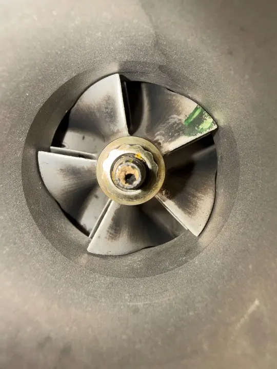 Turbo usado OEM 55196766 para Opel Vectra C 1.9 CDTI image 5