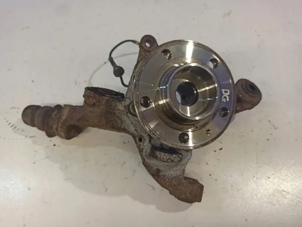 Volvo XC90 2007 Mozzo e cuscinetto ruota posteriore destro image 4