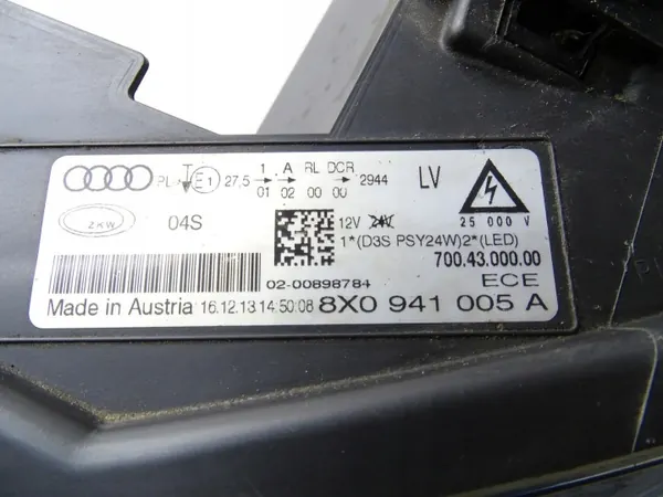 Farol Bi-Xenón Esquerdo OEM 8X0941005A para Audi A1 image 10