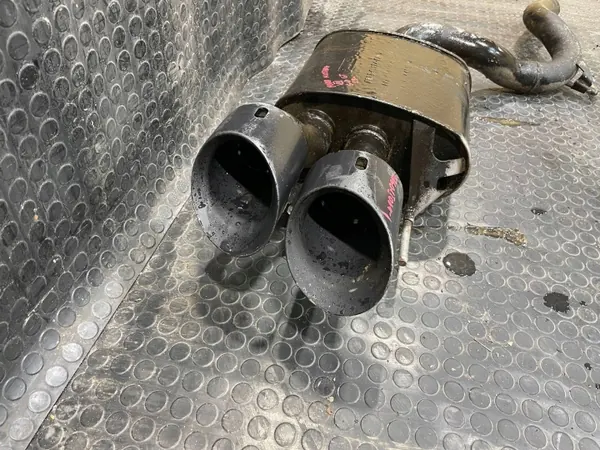 Uitlaatdemper Ford Mustang MK7 5.0 GT OEM PR33-5L274-EA image 7