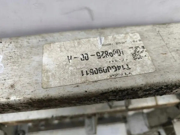 Sous-châssis avant Tesla Model S 2014 OEM 100982500A image 4