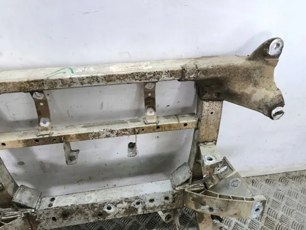 Sous-châssis avant Tesla Model S 2014 OEM 100982500A image 5