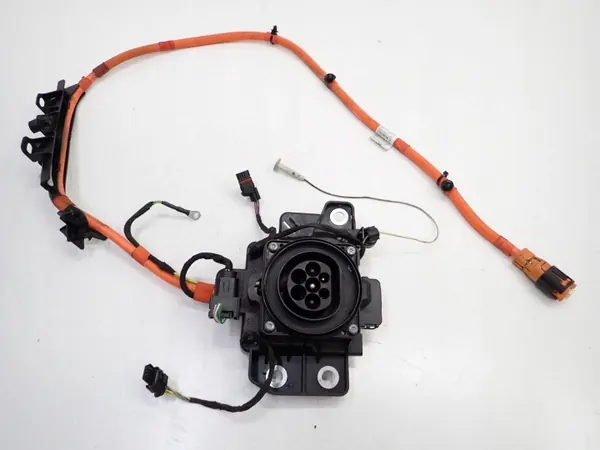 OEM 8485589 Latausportti BMW X3 G01 Hybridille image 2