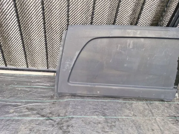 QHS1867 Painel traseiro direito Mercedes Vito Viano image 3