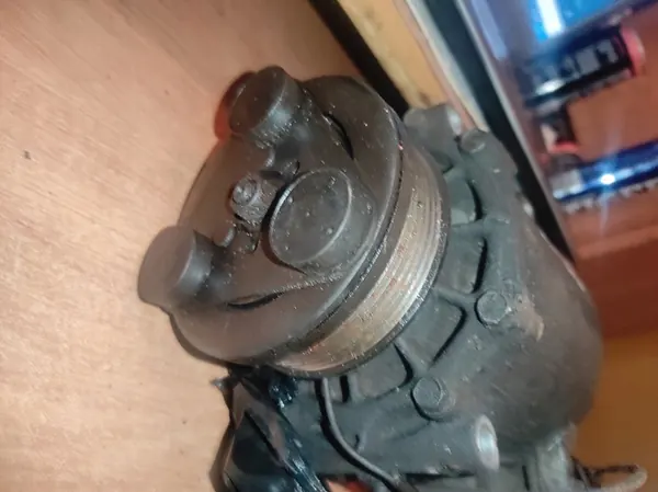 Compresseur de climatisation Mitsubishi Outlander 2.0 B MN185575 image 3