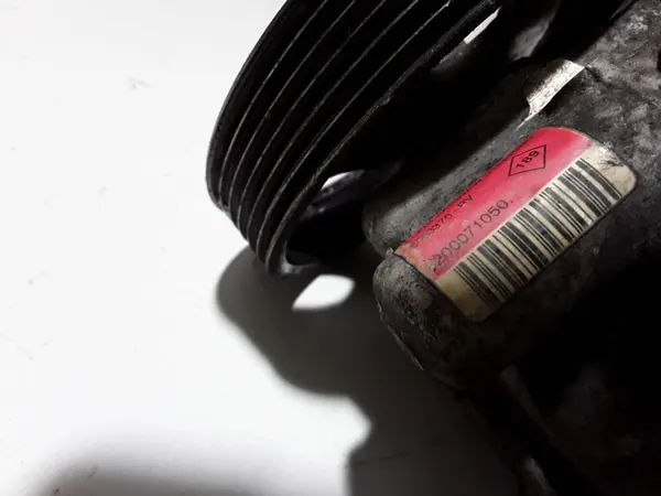 Assistência de direção VOLVO V40 ESTATE 1.9L diesel 8200071050 image 3