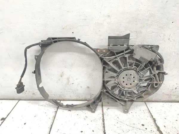 Audi OE 8E0121205T kylarrubrik image 2