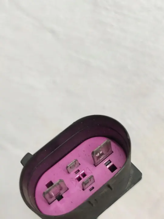 Audi OE 8E0121205T kylarrubrik image 3