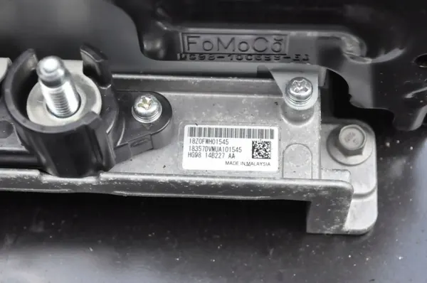 Bateria Híbrida Ford Mondeo MK5 OEM HG98-10B759-CB image 6