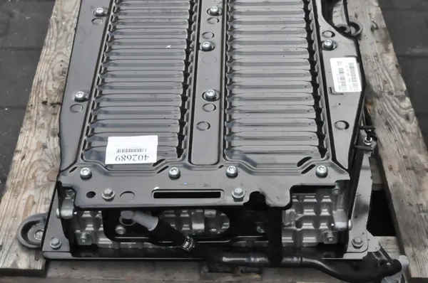 Bateria Híbrida Ford Mondeo MK5 OEM HG98-10B759-CB image 9
