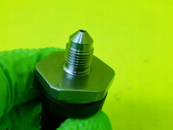 Bränsleräls Trycksensor OEM 06J906054C Begagnad image 3