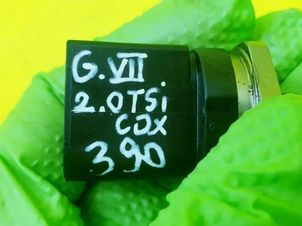 Bränsleräls Trycksensor OEM 06J906054C Begagnad image 9