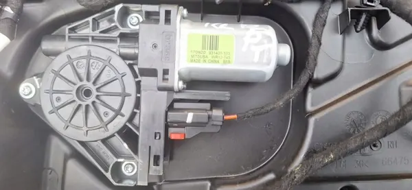 Motor elevador puerta Jeep Cherokee OEM KBI8KATWA3 image 2