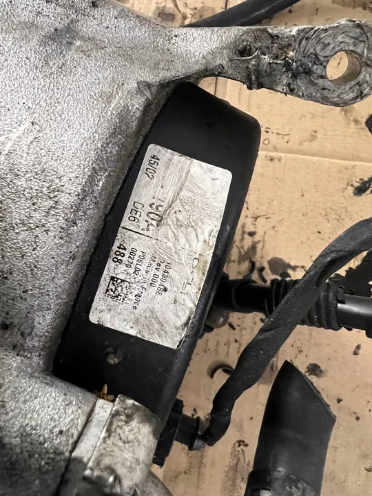 VW TOUAREG 5.0TDI Vaihtovirtageneraattori 07Z903021B image 3