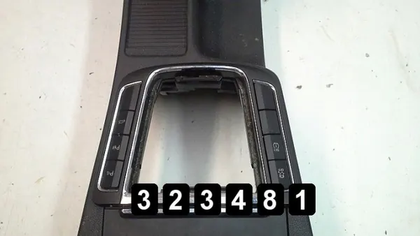 Apoio de braço consola central Skoda Superb OEM AM-323481 image 3