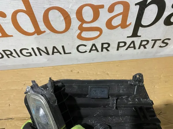 Faróis Diurnos Lado Direito Peugeot 208 I image 3