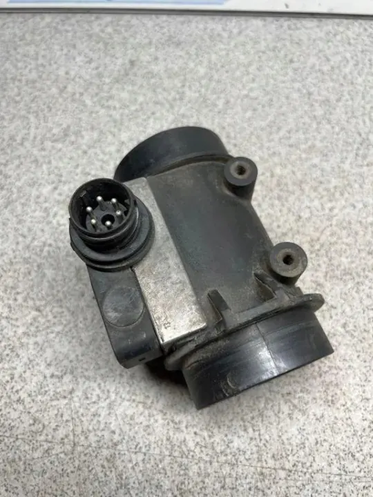 Sensor de Flujo de Aire BMW OEM 17185219 Usado image 5