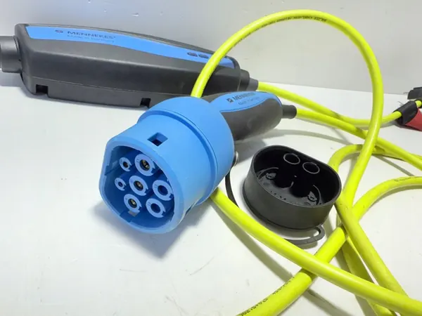 Volvo T8 Hybride Oplaadkabel Mennekes image 5