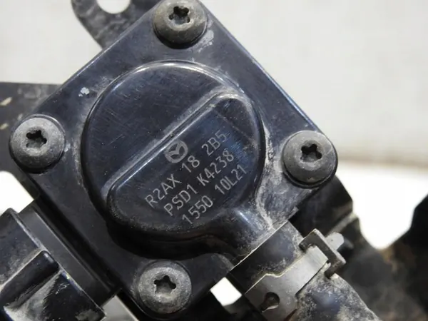Exhaust Pressure Sensor Mazda CX-7 image 6