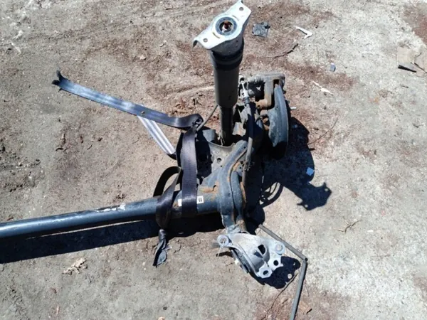 Opel Astra K Taka-Akselipalkki OEM Wrakowisko-14578- image 4