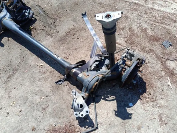 Opel Astra K Taka-Akselipalkki OEM Wrakowisko-14578- image 8