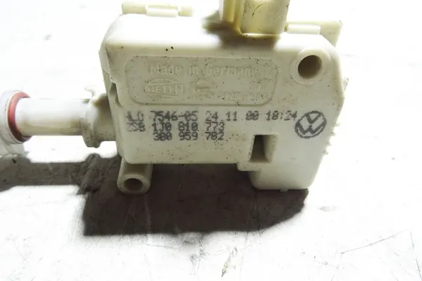 Bränsletappaktuator VW GOLF IV 1J0810773 image 3