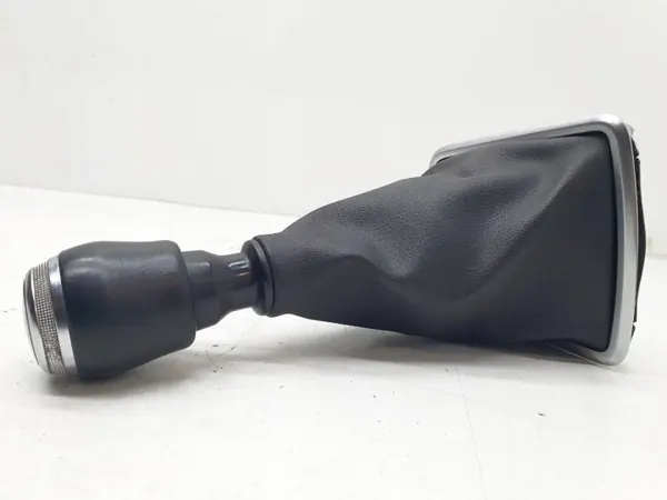 OEM 69352360R Manchon Levier Vitesses Dacia Duster II image 4