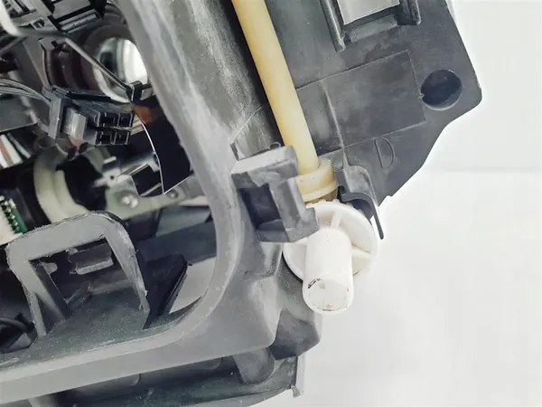 Oikea Xenon Ajovalo VW Passat B6 3C0 05-08 OEM image 7